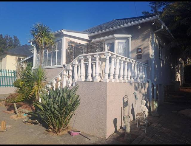 3 BEDROOM HOUSE FOR SALE IN KENSINGTON